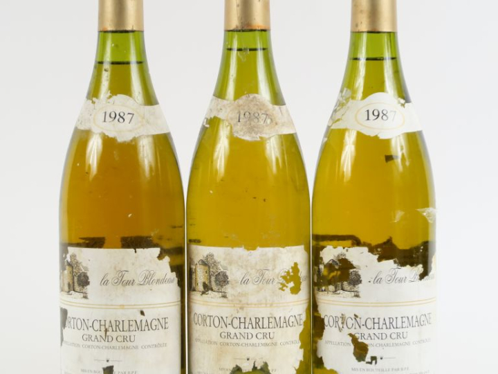 3 BOUTEILLES CORTON CHARLEMAGNE GC "LA TOUR BLONDEAU" B.P.F. - 1987 - 