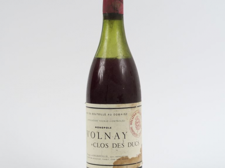 1 BOUTEILLE VOLNAY 1er CRU 'CLOS DES DUCS' MARQUIS D'ANGERVILLE - 1970