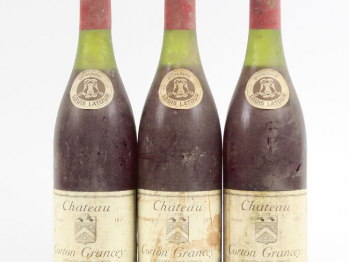 3 BOUTEILLES CHÂTEAU CORTON GRANCEY LOUIS LATOUR - 1971 - 3,5 CM/1 ET/