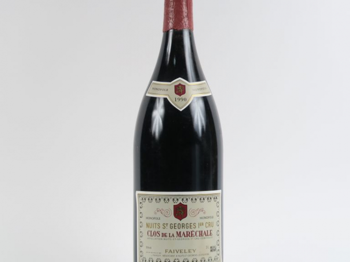 1 DOUBLE MAGNUM (3 L) NUITS ST GEORGES 1er CRU 'CLOS DE LA MARÉCHALE' 