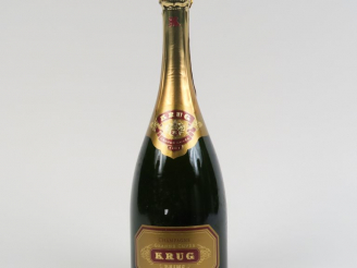 Vente aux enchères 1 BOUTEILLE CHAMPAGNE KRUG 'GRANDE CUVÉE' - COFFRET