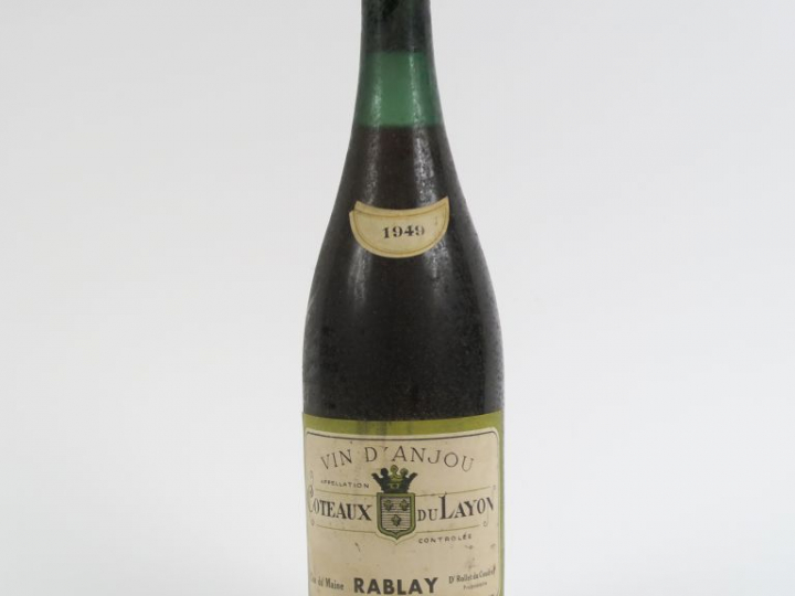 1 BOUTEILLE COTEAUX DU LAYON 'CLOS DU MAINE' RABLAY - 1949 - 3,2 CM