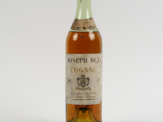 Vente aux enchères 1 VIEILLE BOUTEILLE COGNAC JOSEPH GUY