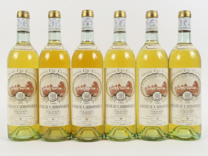 6 BOUTEILLES CHÂTEAU CARBONNIEUX GCC GRAVES - 1985 - BG