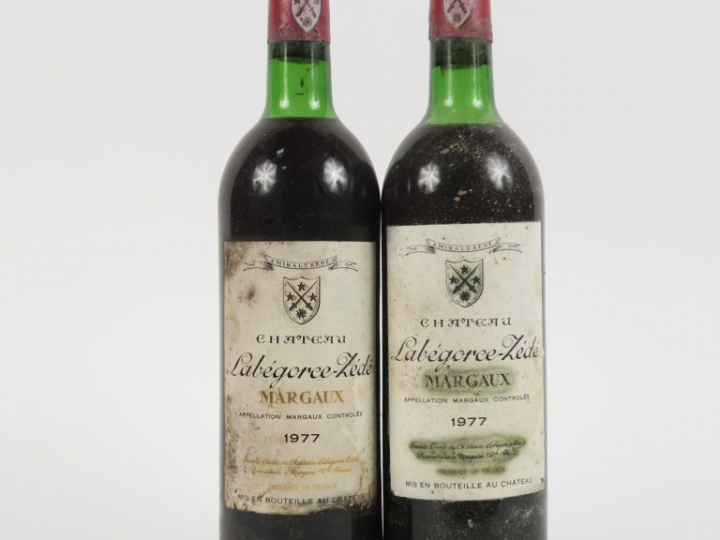 2 BOUTEILLES CHÂTEAU LABEGORCE ZEDE MARGAUX - 1977 - 1 LB/1 HEP