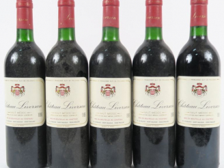 Vente aux enchères 5 BOUTEILLES CHÂTEAU LIVERSAN HAUT MEDOC - 1986 - BG