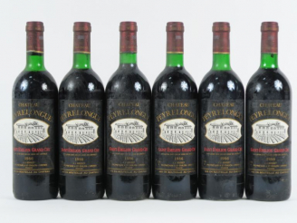 Vente aux enchères 6 BOUTEILLES CHÂTEAU PEYRELONGUE GC ST EMILION - 1986 - 3 BG/3 LB