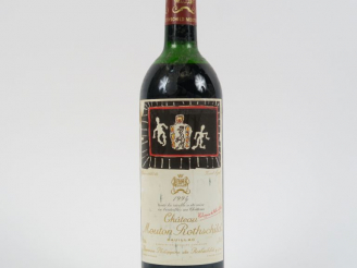 Vente aux enchères 1 BOUTEILLE CHÂTEAU MOUTON ROTHSCHILD 1er GCC PAUILLAC - 1994 - HEP/BO