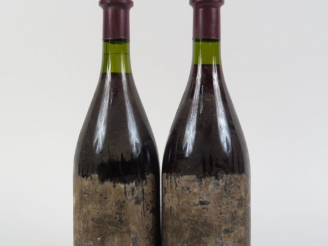 Vente aux enchères 2 BOUTEILLES ALOXE CORTON - 1992 - ETA