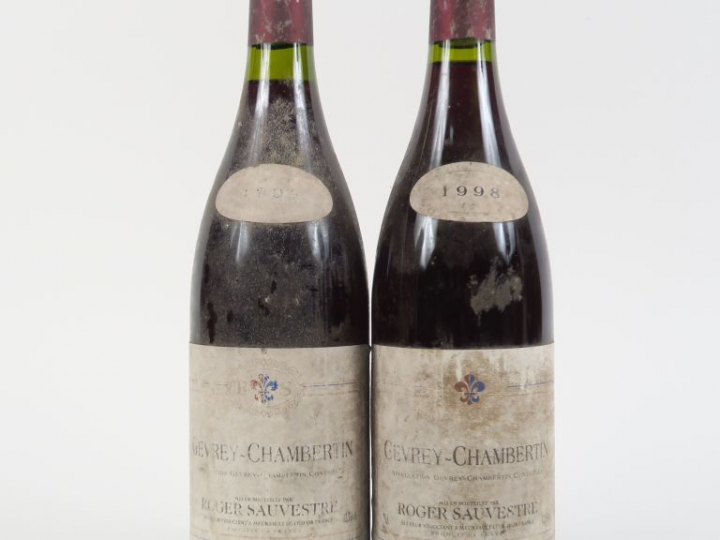 2 BOUTEILLES GEVREY CHAMBERTIN ROGER SAUVESTRE - 1998 - EA