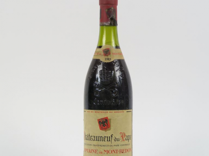 1 BOUTEILLE CHATEAUNEUF DU PAPE DOMAINE DE MONT REDON - 1983 - 3,5 CM/