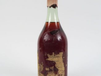 Vente aux enchères 1 BOUTEILLE ARMAGNAC 48° - 1952 - PRÉSUMÉE/ETA