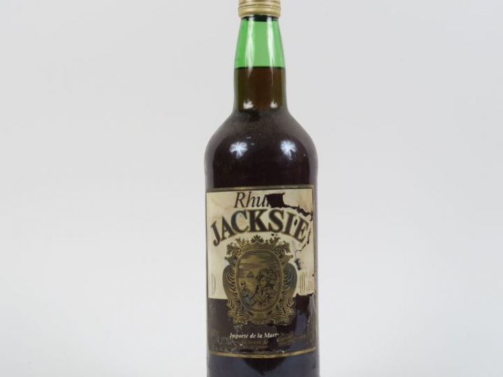 1 BOUTEILLE (1 L) RHUM JACKSIE - ELA