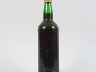 Vente aux enchères 1 BOUTEILLE (1 L) RHUM JACKSIE - SE