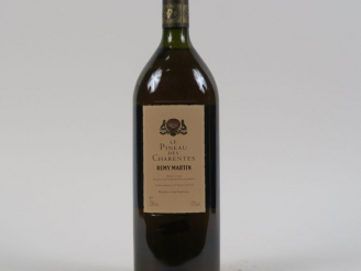 Vente aux enchères 1 BOUTEILLE PINEAU DES CHARENTES REMY MARTIN
