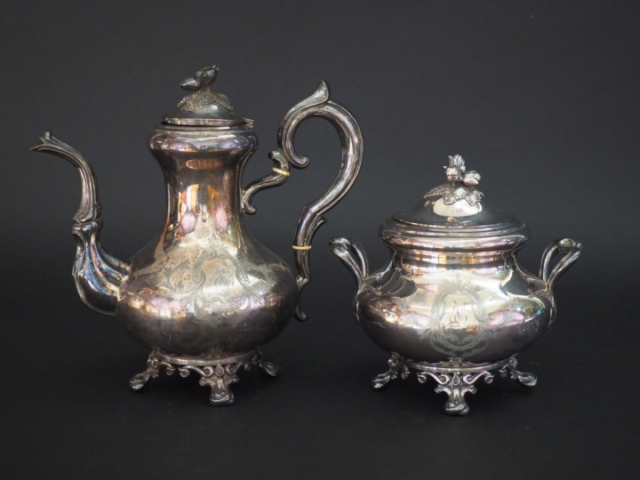 Service à thé deux pièces Napoléon III en argent, poinçon Minerve, à d