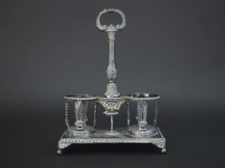 Vente aux enchères Porte huilier/vinaigrier Restauration en argent, poinçon Vieillard, à 
