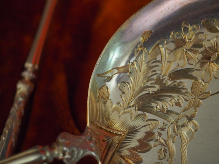 Service à glace en argent et vermeil, poinçon Minerve, à décor de bran