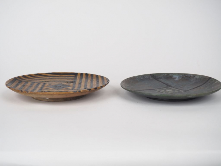 Charles GREBER. Deux coupes de style Art Déco en grès polychrome.  Sig