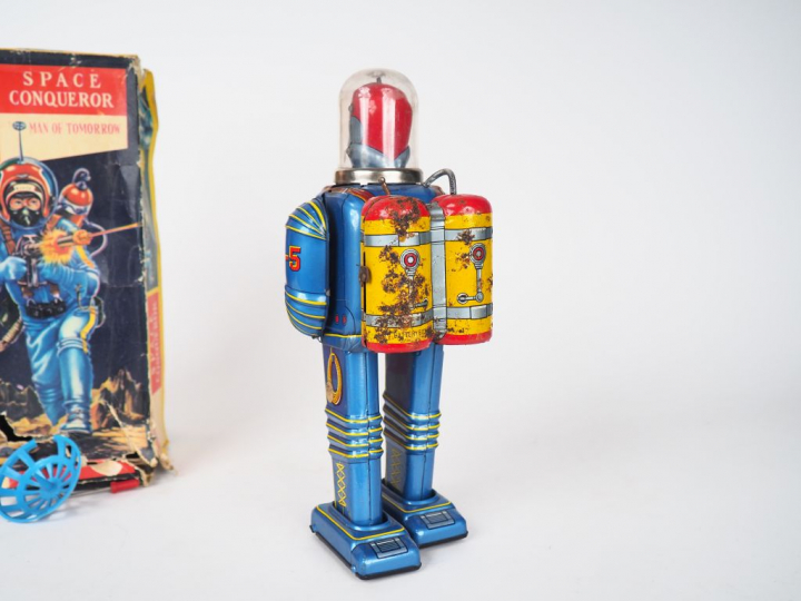 SPACE CONQUEROR 1960 made in Japan, avec antenne en plastique (acciden