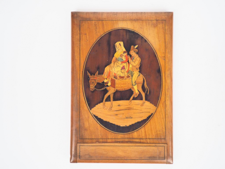 Miroir de voyage italien XIXème en marqueterie à décor d'une famille d
