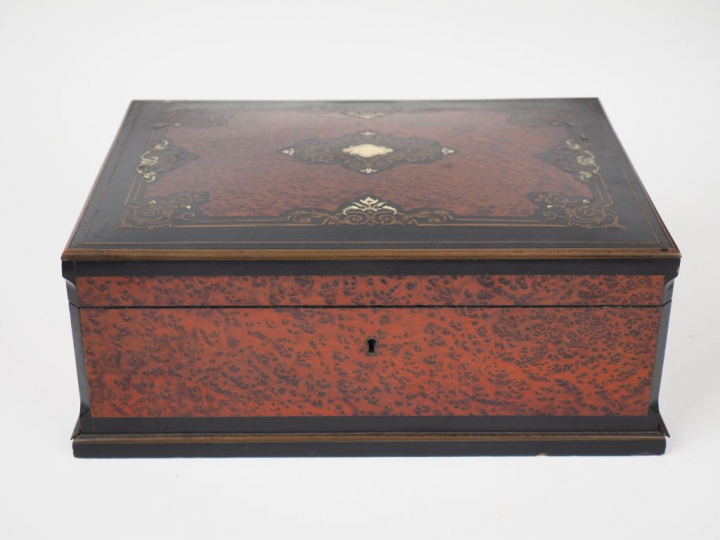 Coffret Napoléon III en marqueterie Boulle. (petits manques et acciden