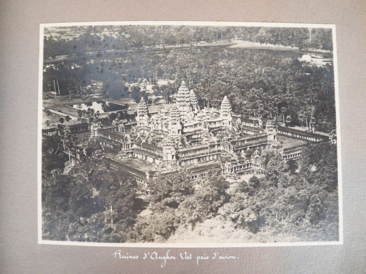 Album "Indochine Française, Ruines d'Angkor", du gouvernement général 