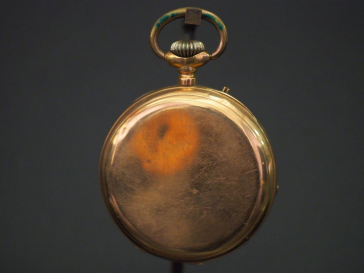 Montre de gousset en or jaune. Cadran émaillé à chiffres romains pour 