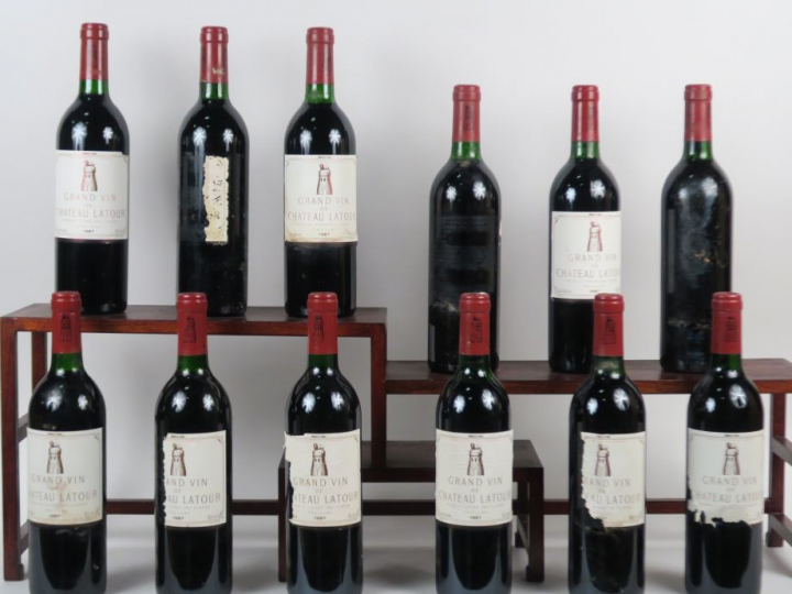 12 BOUTEILLES CHÂTEAU LATOUR 1er GCC PAUILLAC - 1987 - 10 BG/1 LB/4 EA