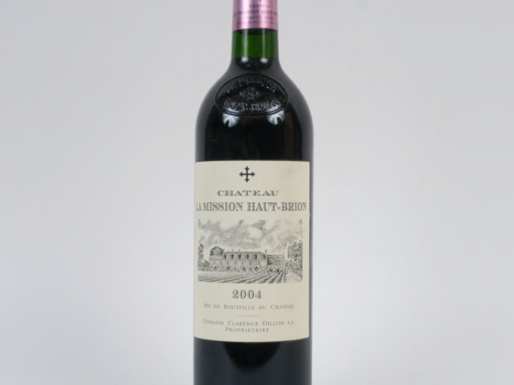 1 CHÂTEAU LA MISSION HAUT BRION CC GRAVES - 2004
