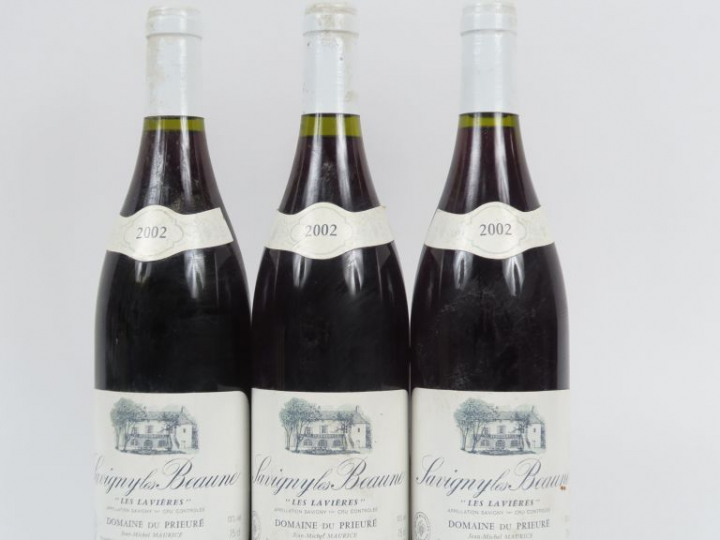 3 BOUTEILLES SAVIGNY LES BEAUNE 1er CRU 'LES LAVIERES' DOMAINE DU PRIE