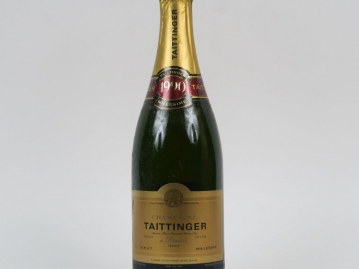 1 BOUTEILLE CHAMPAGNE TAITTINGER 'BRUT' - 1990 - COFFRET