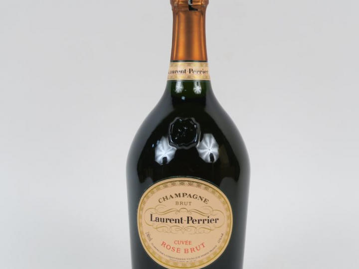 1 BOUTEILLE CHAMPAGNE PERRIER JOUËT ROSÉ 'BRUT' - COFFRET