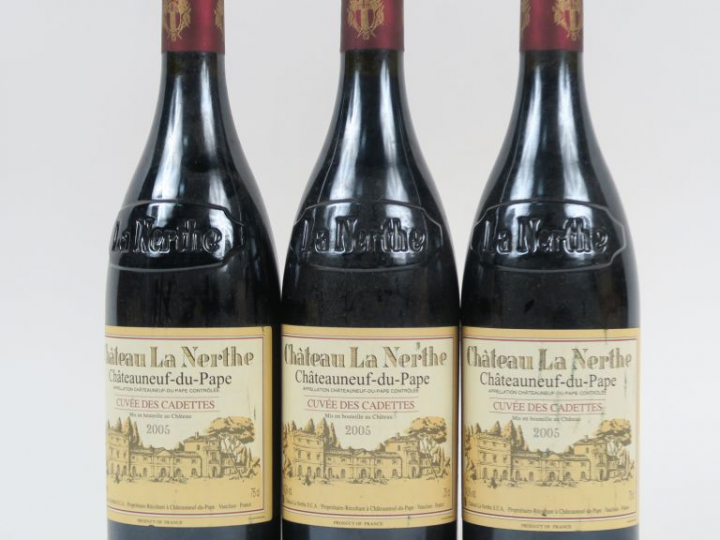 3 BOUTEILLES CHÂTEAUNEUF DU PAPE 'CUVÉE DES CADETTES' CHÂTEAU DE LA NE