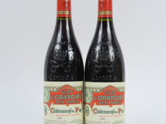 Vente aux enchères 2 BOUTEILLES CHÂTEAUNEUF DU PAPE 'CLOS DE L'ORATOIRE DES PAPES' - 2012