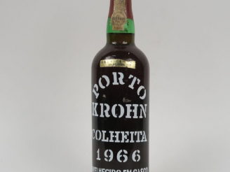 Vente aux enchères 1 BOUTEILLE PORTO KROHN COLHEITA - 1966