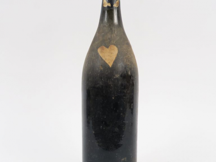 1 TRÈS VIEILLE BOUTEILLE RHUM MARTINIQUE MISE PARTICULIÈRE - MISE : 18