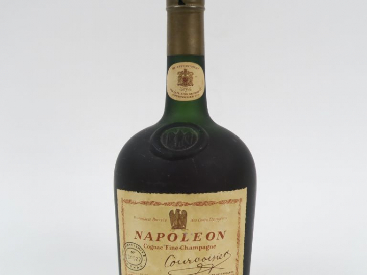 1 BOUTEILLE COGNAC FINE CHAMPAGNE NAPOLEON COURVOISIER
