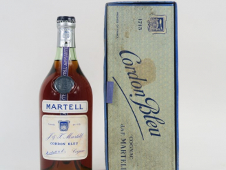 Vente aux enchères 1 VIEILLE BOUTEILLE COGNAC MARTELL 'CORDON BLEU' - COFFRET