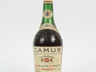 Vente aux enchères 1 VIEILLE BOUTEILLE COGNAC CAMUS LA GRANDE MARQUE 'CELEBRATION'