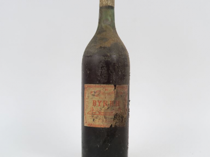 1 TRÈS VIEILLE BOUTEILLE BYRRH - EA/BS
