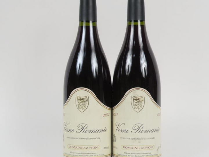 2 BOUTEILLES VOSNE ROMANÉE DOMAINE GUYON - 1997