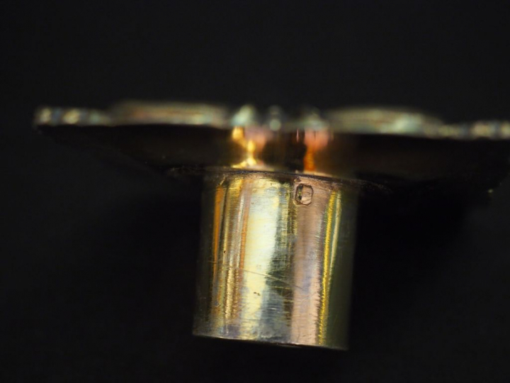 Bougeoir à main Napoléon III de style rocaille en vermeil, poinçon Min