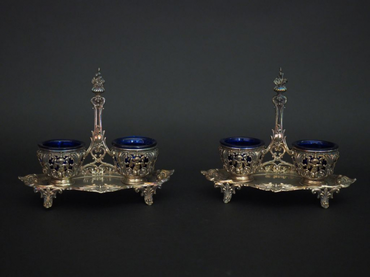 Paire de salerons double Napoléon III de style rocaille en argent, poi