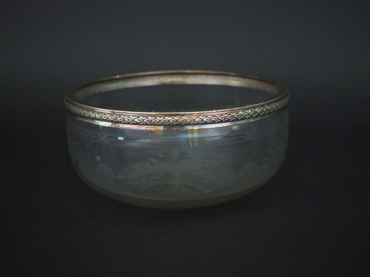 Jatte à crème de style Louis XVI en cristal et argent, poinçon Minerve