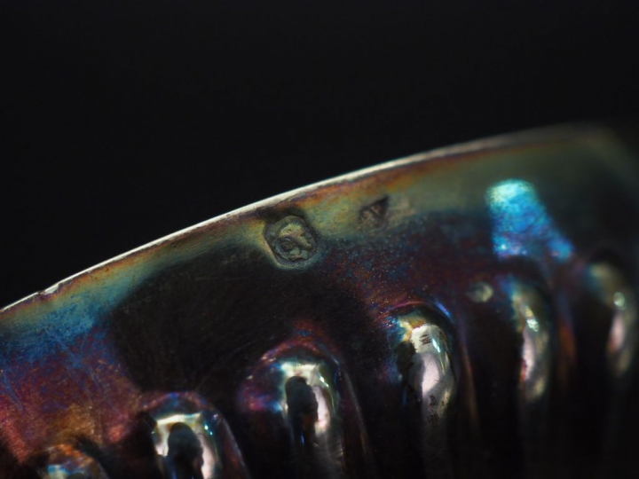 Ensemble comprenant :  - un taste vin en argent, poinçon Minerve, à dé