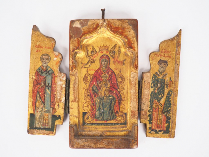 Tryptique de la Vierge du Signe couronnée. Grèce, XVIIIème.  Peinture 