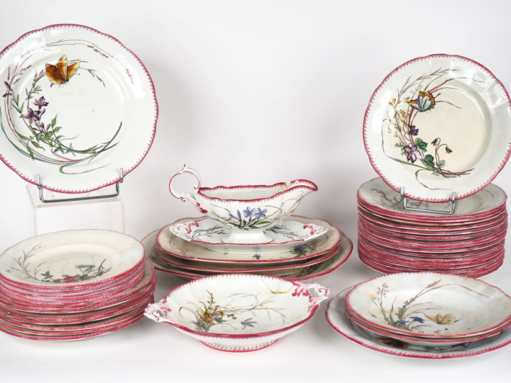 Partie de service de table en faience fine de Sarreguemines modèle "pa