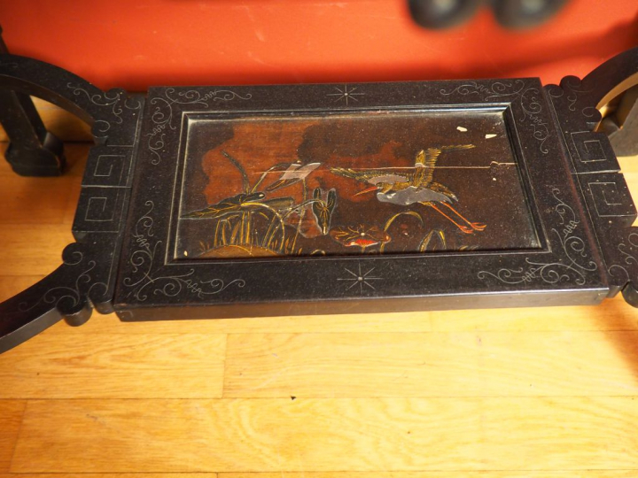 Bureau de pente à abattant de style Extreme Orient à décor laqué de pa