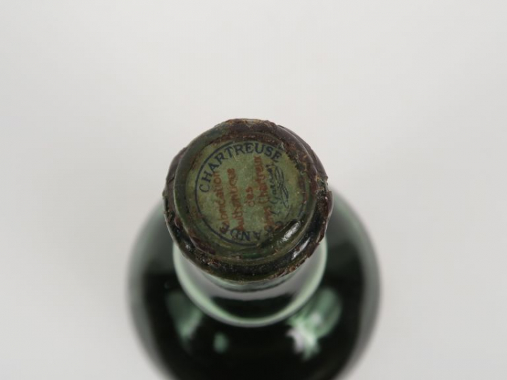 1 BOUTEILLE CHARTREUSE VERTE PÉRIODE 1941-1951